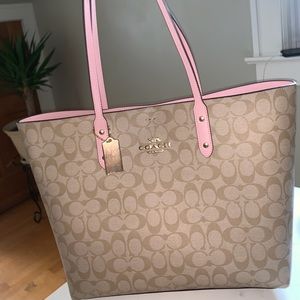 Coach Town Tote Light Khaki Blossom